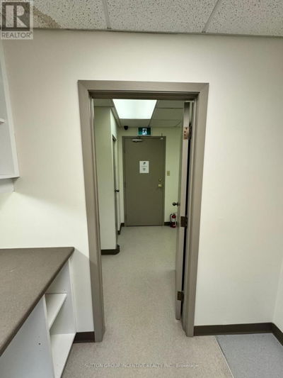 Commercial for Rent in Ontario