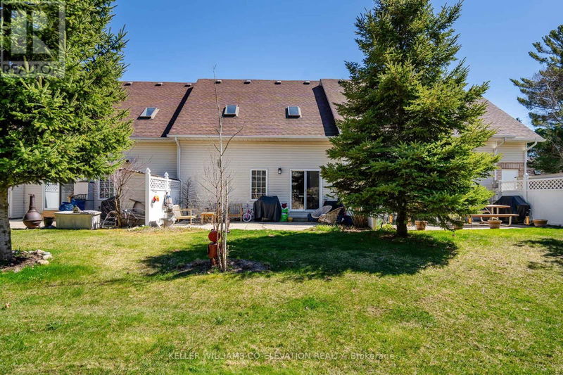 42 Wasaga Woods Circle  Wasaga Beach, L9Z2Y9 | Image 21