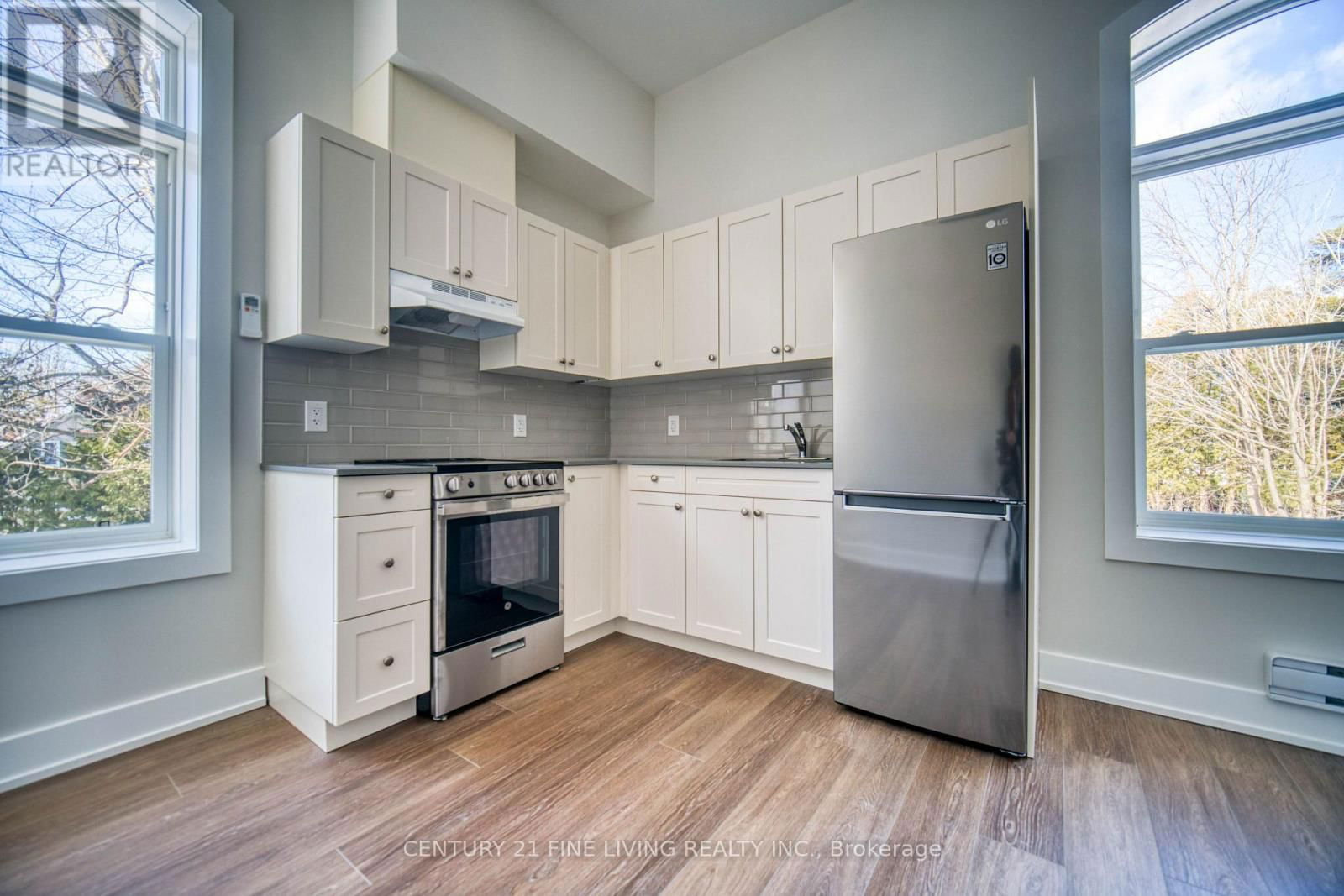 201 - 1614 RIDGE ROAD EAST Image 2