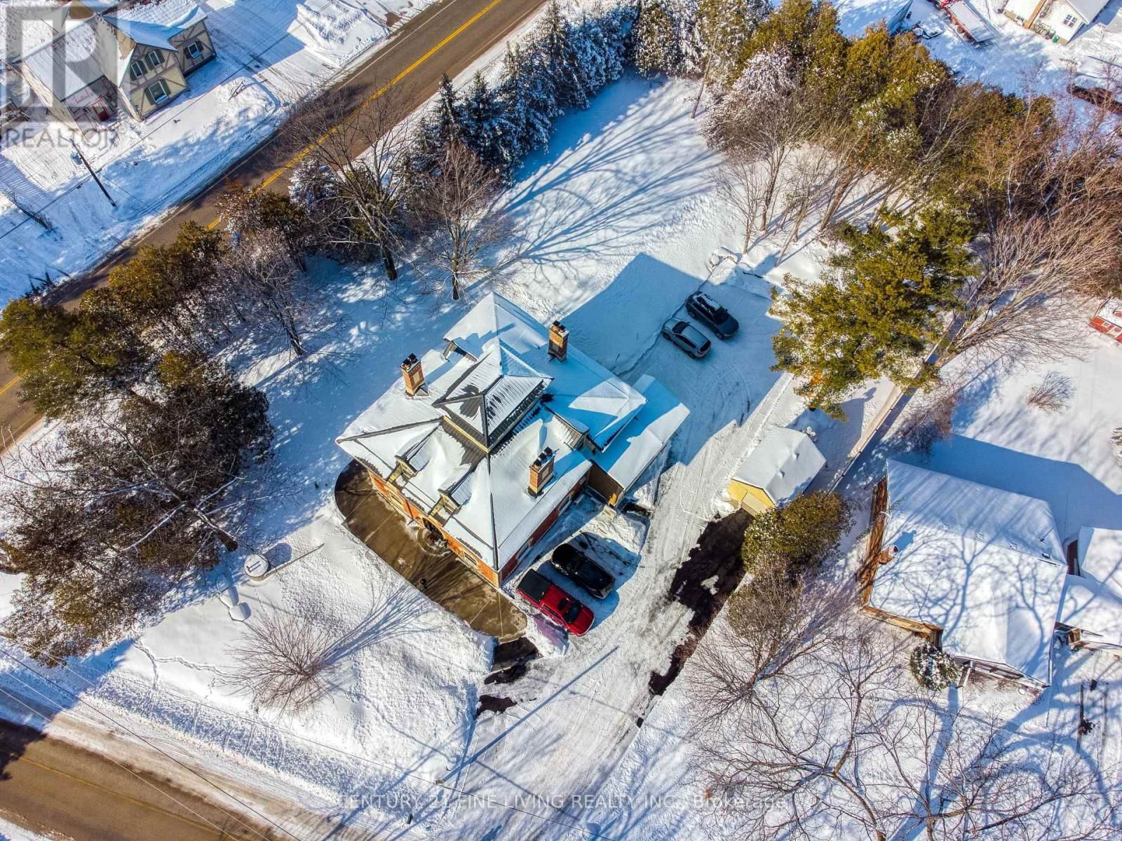 201 - 1614 RIDGE ROAD EAST Image 21