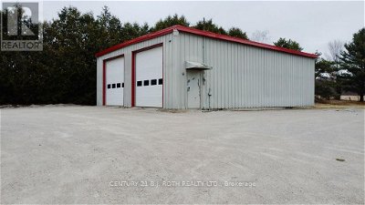 Image #1 of Commercial for Sale at 1904 Old Barrie Rd E, Oro-medonte, Ontario