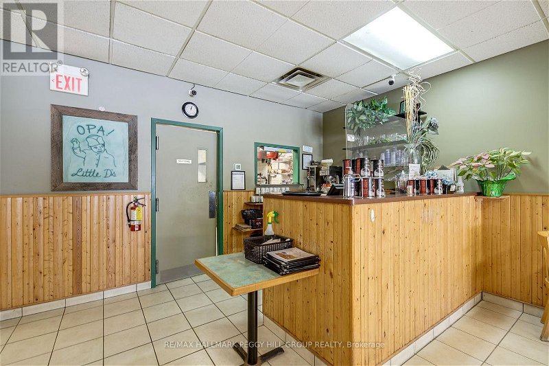 Image #1 of Restaurant for Sale at #7 -165 Wellington St W, Barrie, Ontario