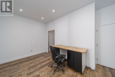 Commercial for Rent in Ontario