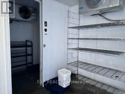 Commercial for Rent in Ontario