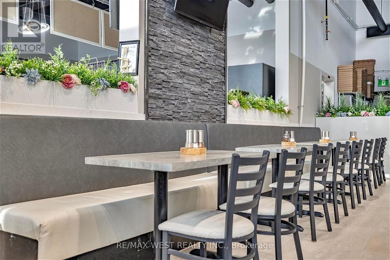 Image #1 of Restaurant for Sale at #5 -90 Park Place Blvd, Barrie, Ontario