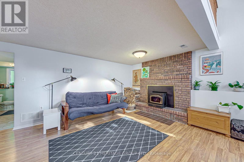 219 Burns Circle  Barrie (Letitia Heights), L4N6A5 | Image 13