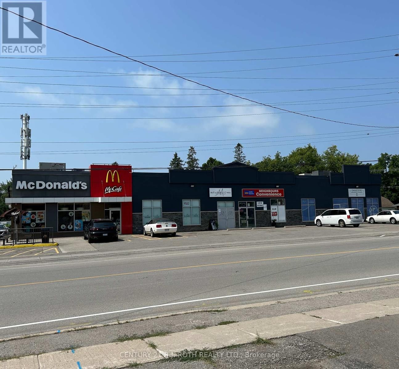 L - 24 YONGE STREET S Image 1