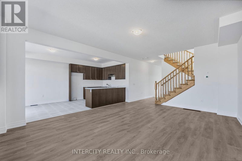 17 Mission Street  Wasaga Beach, L9Z0L8 | Image 10