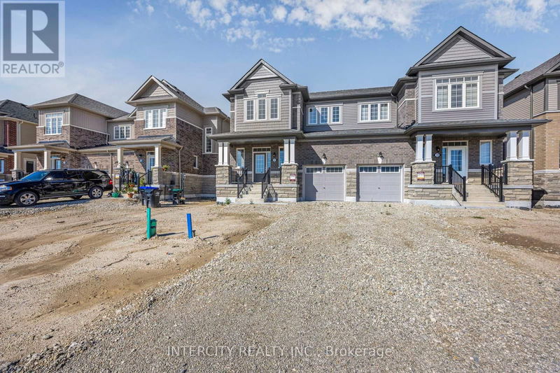 17 Mission Street  Wasaga Beach, L9Z0L8 | Image 4