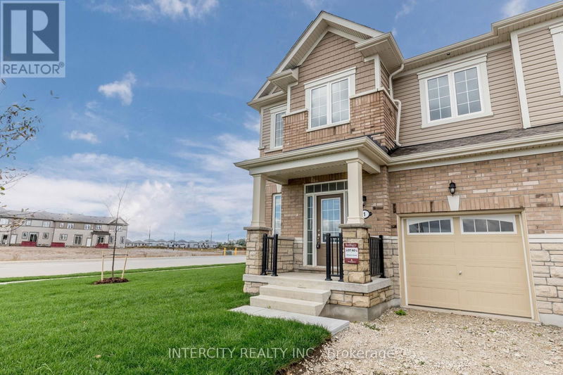 1 Mission Street  Wasaga Beach, L6Z0L8 | Image 3