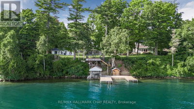 209 Bay Street  Oro-Medonte (Shanty Bay), L0L2L0 | Image 1