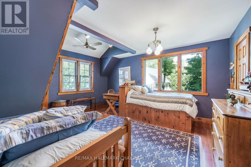 209 Bay Street  Oro-Medonte (Shanty Bay), L0L2L0 | Image 21