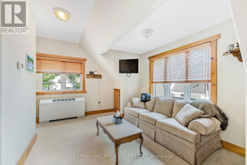 209 Bay Street  Oro-Medonte (Shanty Bay), L0L2L0 | Image 39