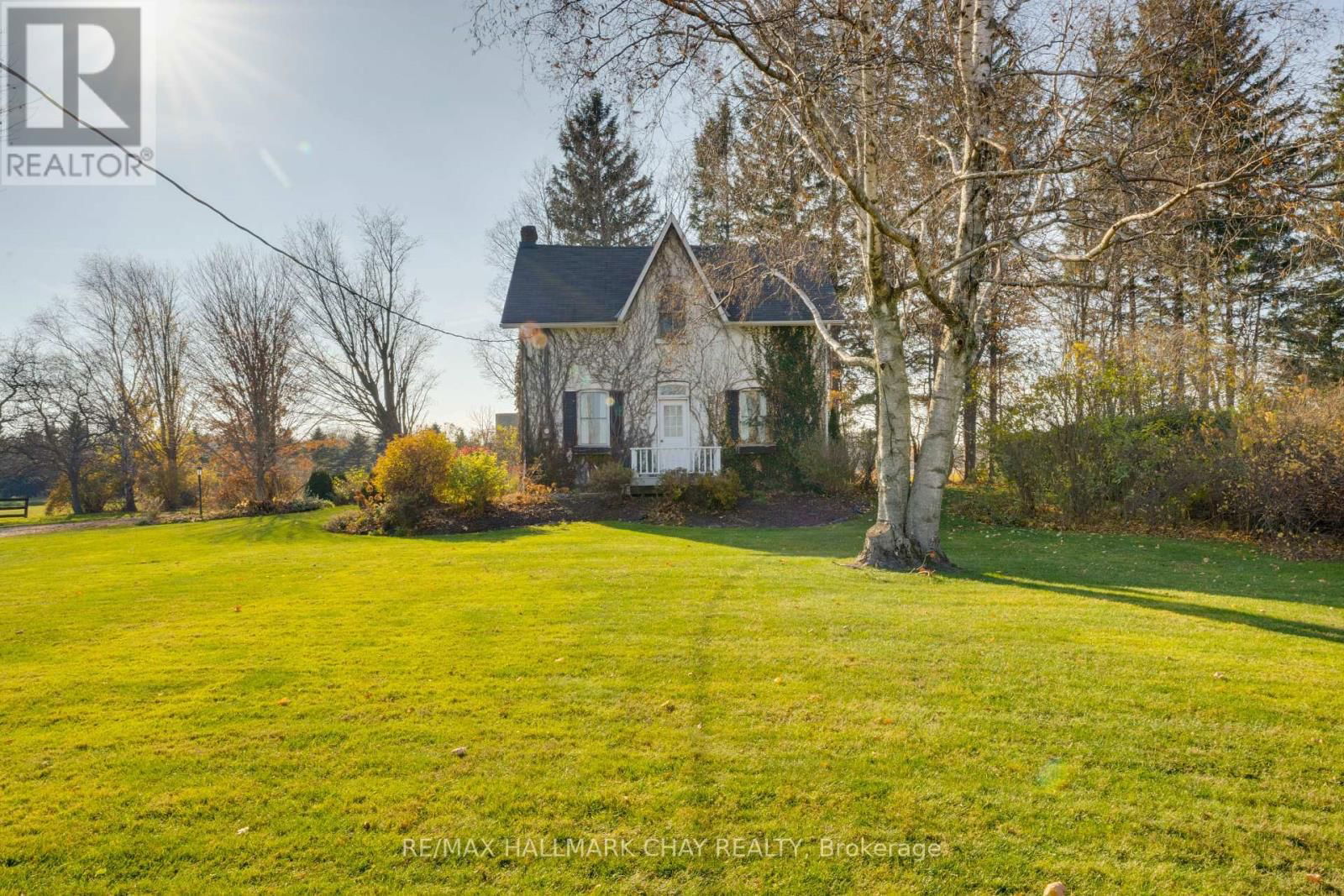 700 BASELINE ROAD SOUTH Image 18