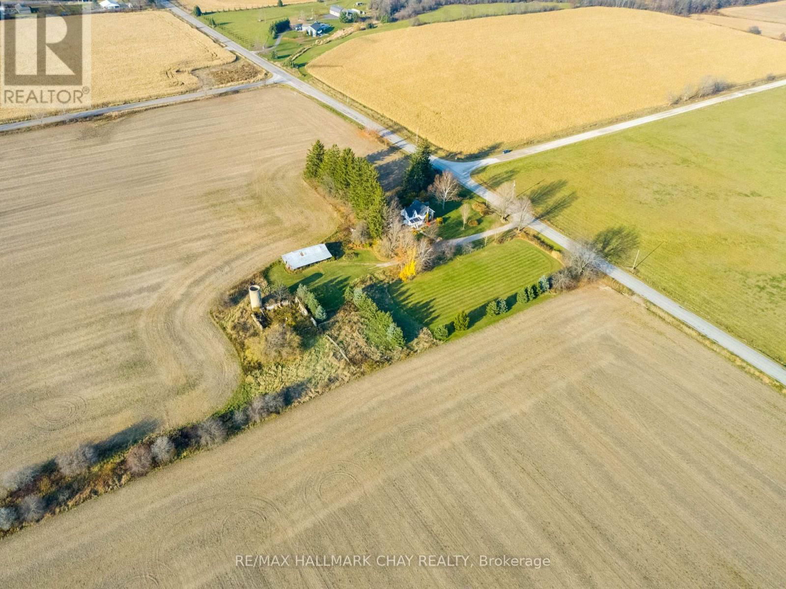 700 BASELINE ROAD SOUTH Image 33