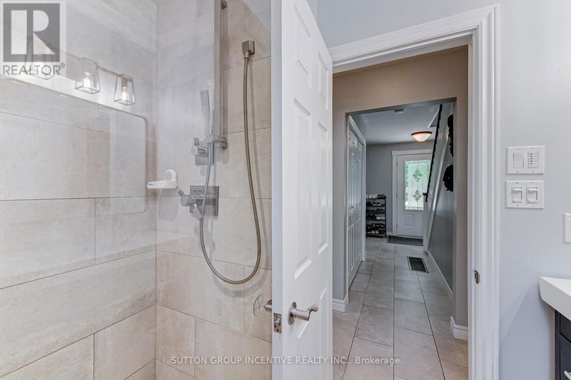 46 Skyline Drive  Orillia, L3V3V7 | Image 29