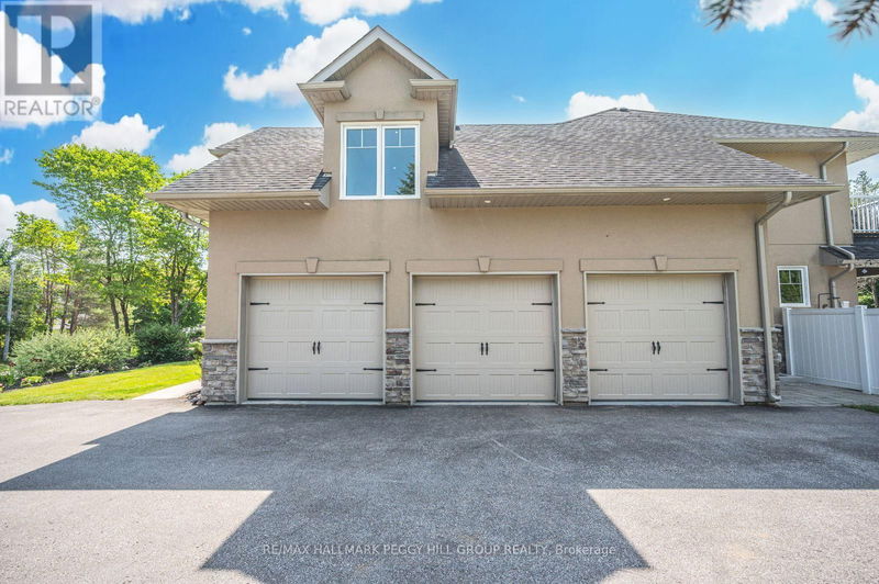 16 Bridle Path  Oro-Medonte (Horseshoe Valley), L0L2L0 | Image 30