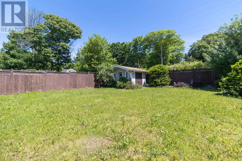 46 Byrnes Crescent  Penetanguishene, L9M1V9 | Image 11