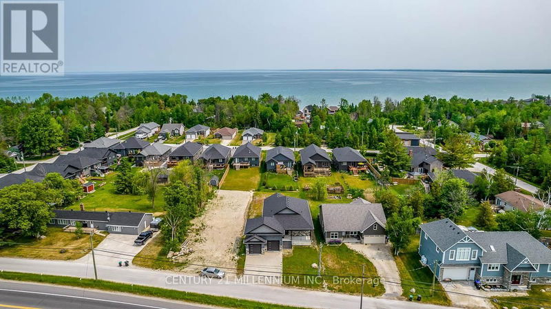 18 Lakeshore Road  Wasaga Beach, L9Z2Y5 | Image 37