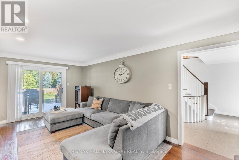 24 Dyer Boulevard  Barrie (Holly), L4N9G2 | Image 13