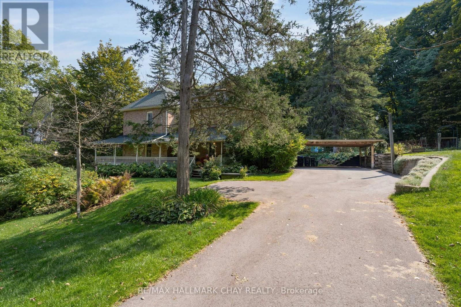 4950 PENETANGUISHENE ROAD Image 2