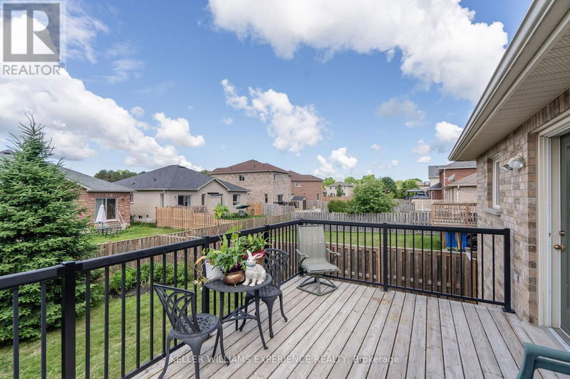 16 St Amant Road  Penetanguishene, L9M0A1 | Image 10