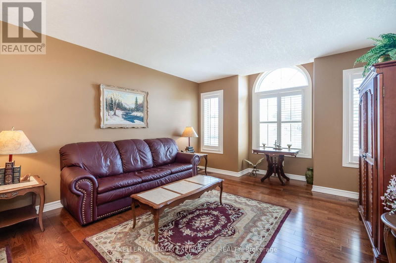 16 St Amant Road  Penetanguishene, L9M0A1 | Image 12