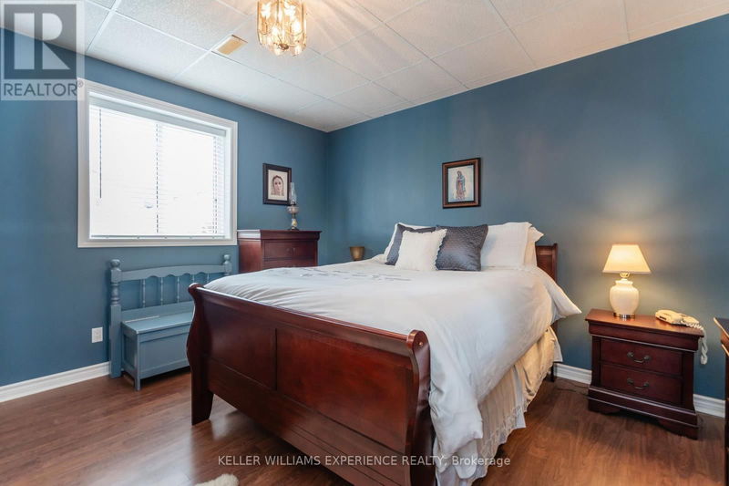 16 St Amant Road  Penetanguishene, L9M0A1 | Image 24