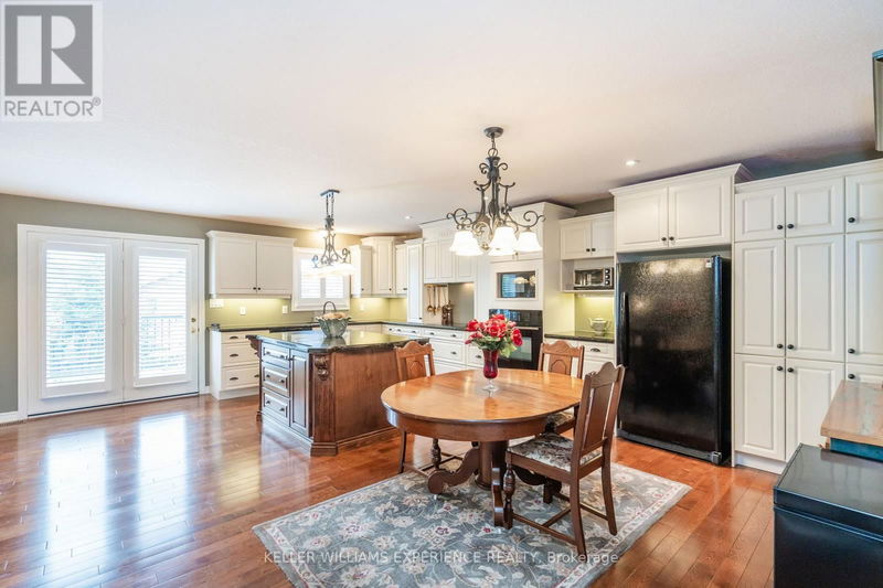 16 St Amant Road  Penetanguishene, L9M0A1 | Image 5