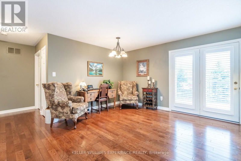 16 St Amant Road  Penetanguishene, L9M0A1 | Image 9