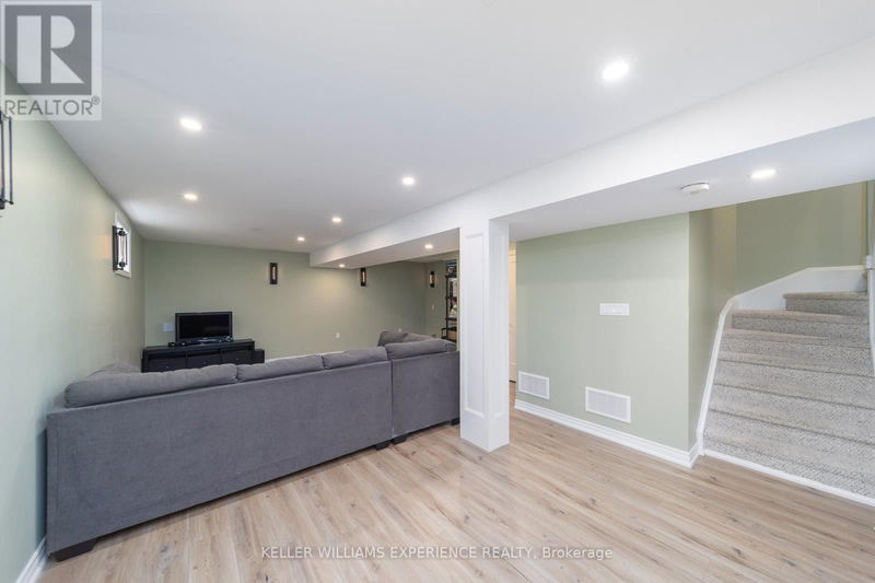 141 Benson Drive  Barrie (Northwest), L4N7Y3 | Image 24