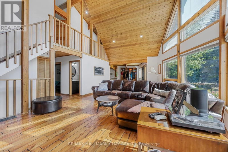 37 Pine Ridge Trail  Oro-Medonte (Horseshoe Valley), L4M4Y8 | Image 15