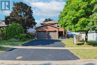 112 Browning Trail  Barrie (Letitia Heights), L4N6R3 | Image 1