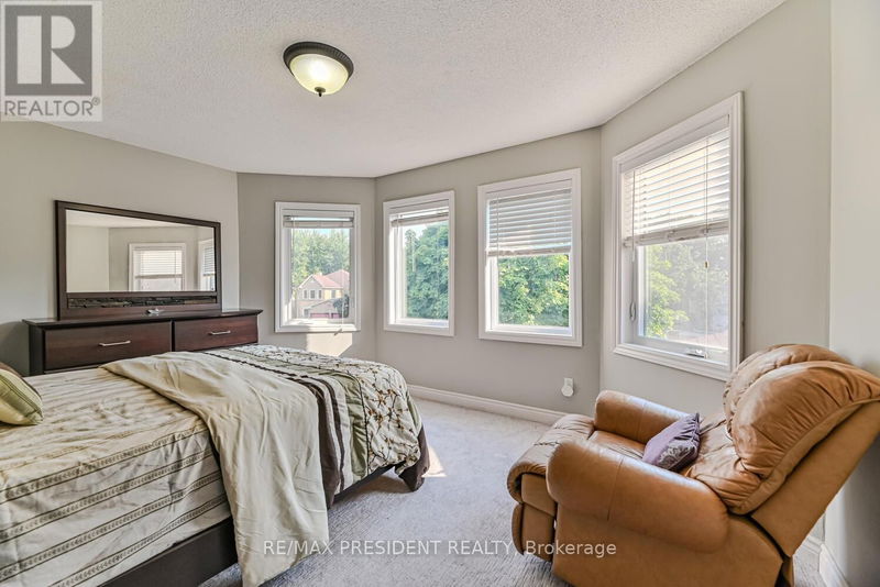 112 Browning Trail  Barrie (Letitia Heights), L4N6R3 | Image 20