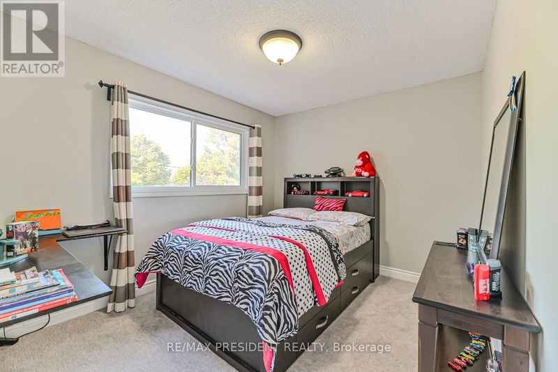 112 Browning Trail  Barrie (Letitia Heights), L4N6R3 | Image 23