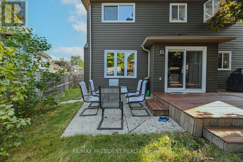 112 Browning Trail  Barrie (Letitia Heights), L4N6R3 | Image 39