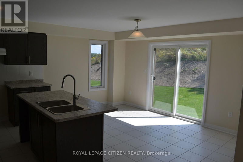 9 revol Road  Penetanguishene, L9M0W8 | Image 3