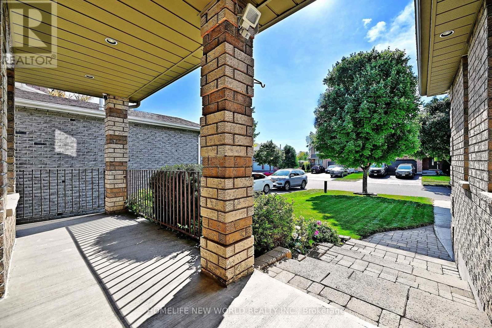 22 CARLEY CRESCENT Image 3