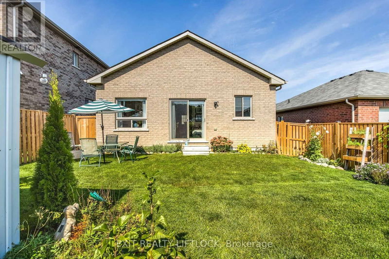 8 Beausoleil Drive  Penetanguishene, L9M0V8 | Image 25