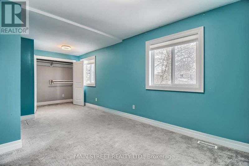 128 Emms Drive  Barrie (Holly), L4N8H7 | Image 18