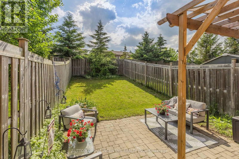 183 Stanley Street  Barrie (East Bayfield), L4M6X9 | Image 14