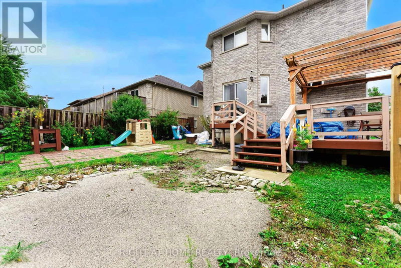 154 Country Lane  Barrie (Painswick South), L4N0N1 | Image 32