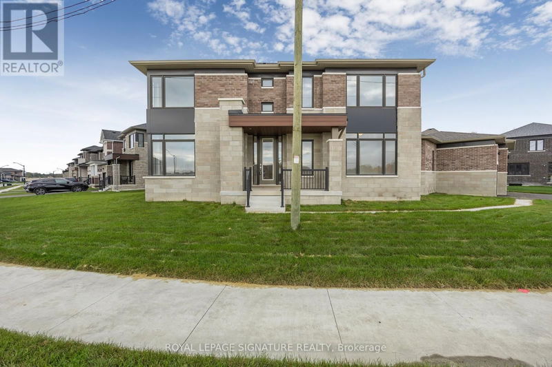 105 Sun Valley Avenue  Wasaga Beach, L9Z1J7 | Image 2