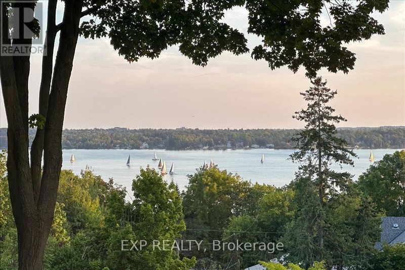 11 Crestwood Drive  Barrie (North Shore), L4M4Y8 | Image 34