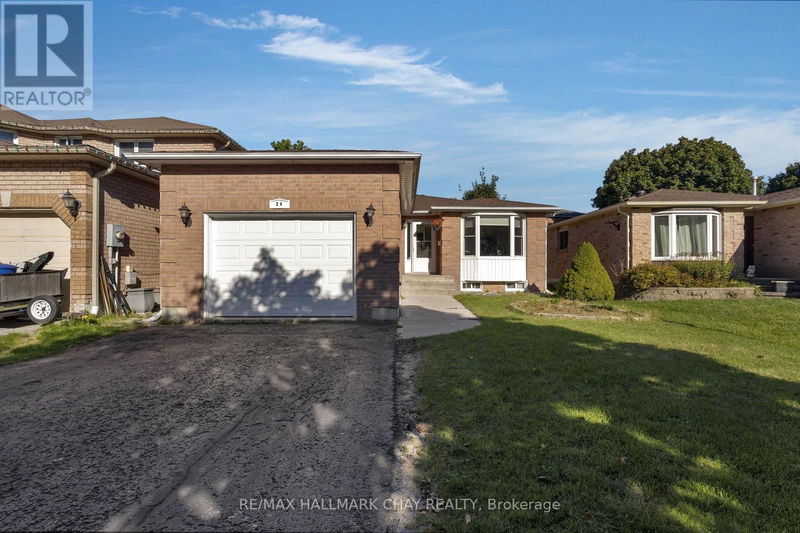 24 MCVEIGH Drive  Barrie (West Bayfield), L4N7E2 | Image 1