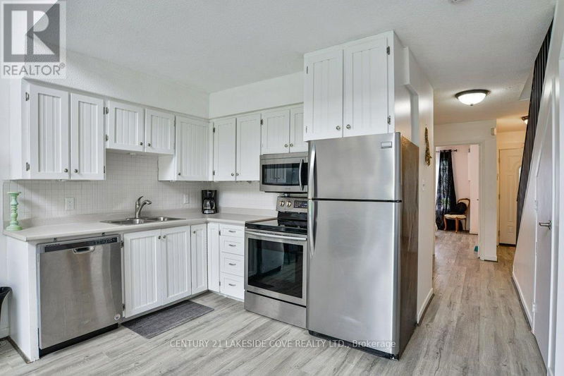  10 - 81 Laguna Parkway North Ramara, L0K1B0 | Image 7