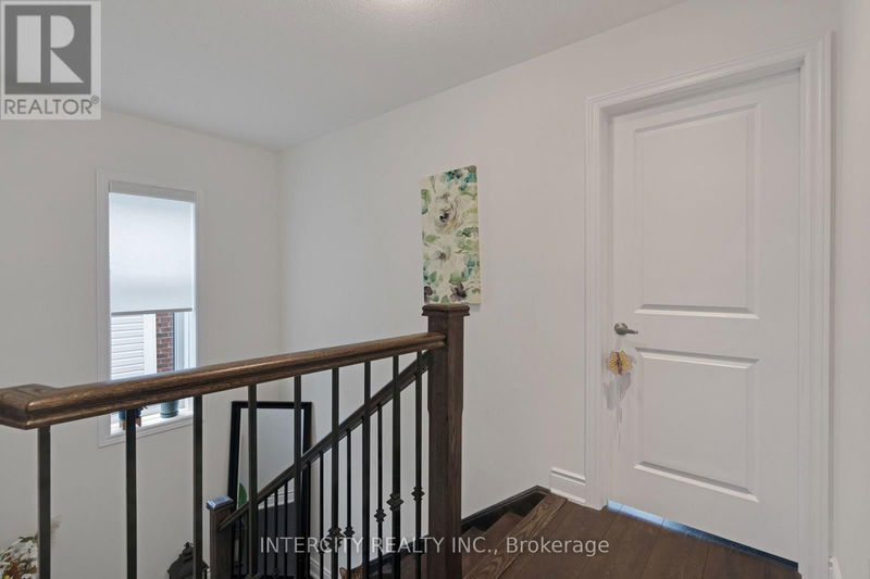 11 Stately Drive  Wasaga Beach, L9Z0L9 | Image 17