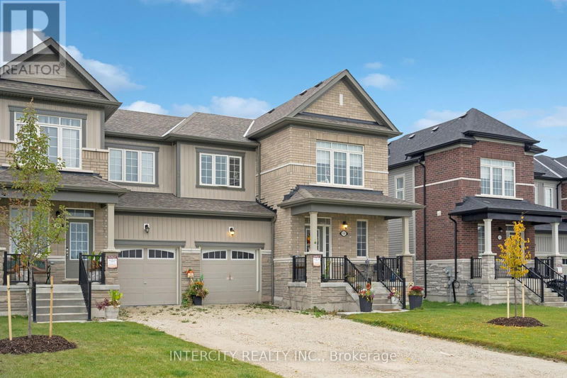 11 Stately Drive  Wasaga Beach, L9Z0L9 | Image 2