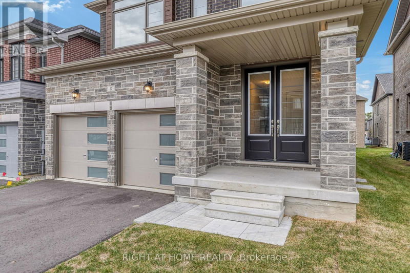 8 Daisy Street  Springwater (Midhurst), L9X2C5 | Image 3