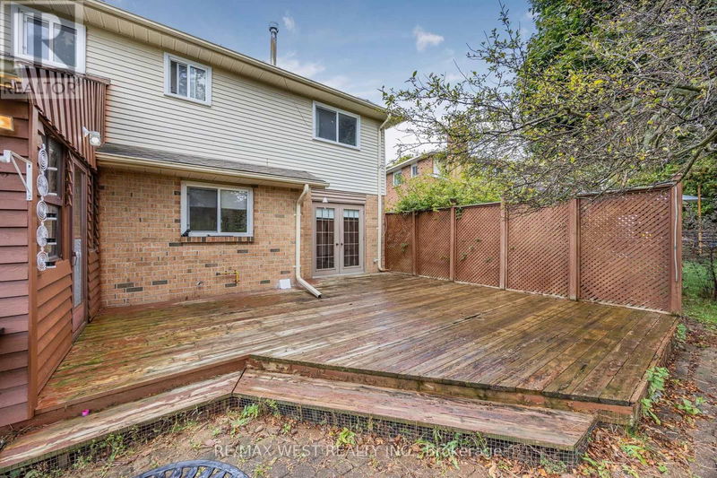 230 Browning Trail  Barrie (Letitia Heights), L4N5J7 | Image 29